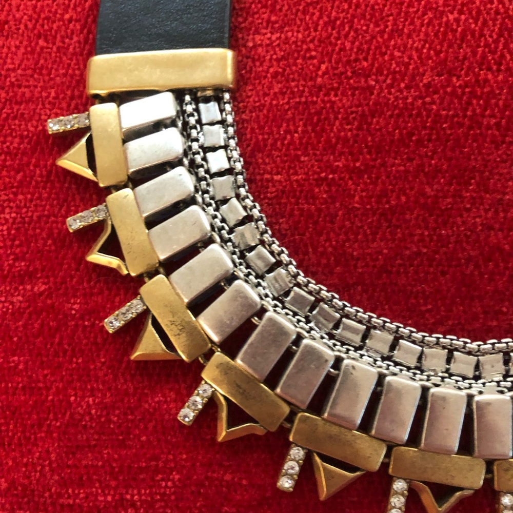 Stella & Dot Black and Gold Reversible Crystal Necklace - Picture 4 of 10
